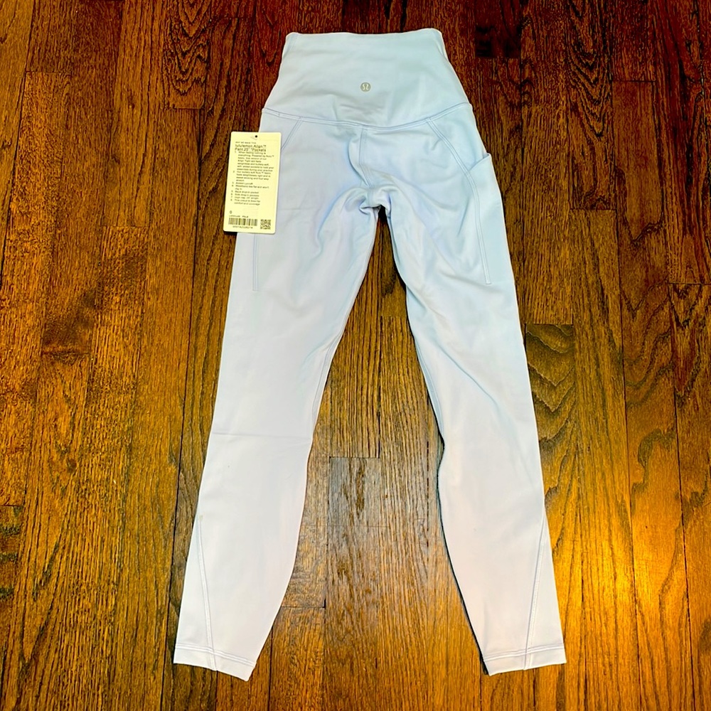 Lululemon Align legging 25" with pockets Size 0 Pastel Blue